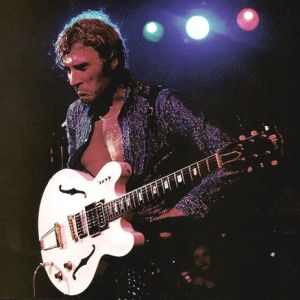 Guitare Gibson ES blanche sur scène